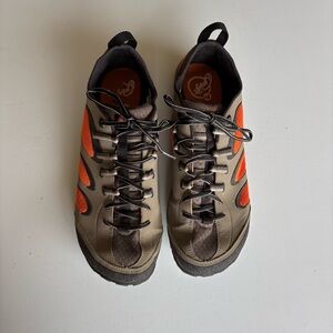 Merrell Men's Shoe Size 10.5  - Orange and Brown